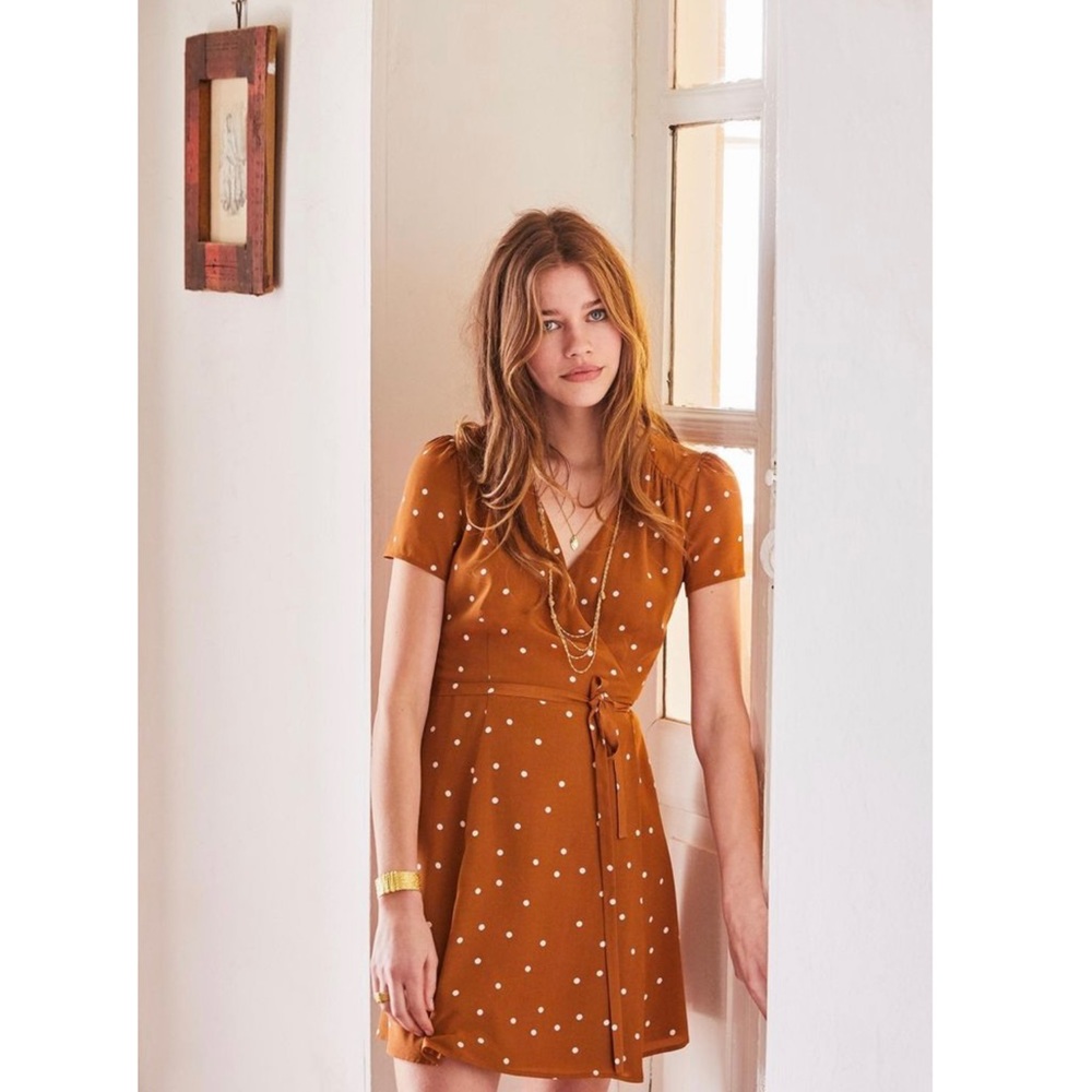 Sezane Anastasia Silk Wrap Polka-Dot Dress (size 40)
